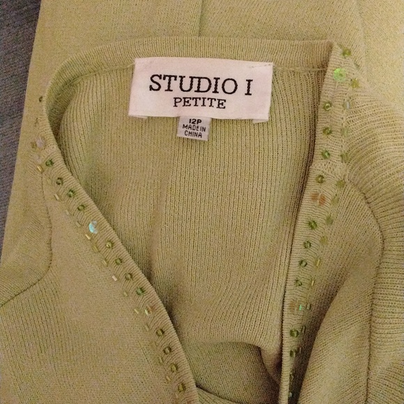 Women's beaded/sequined 3/4 sleeve soft green sweater~ Studio I Petite 12P NWOT - Picture 4 of 4